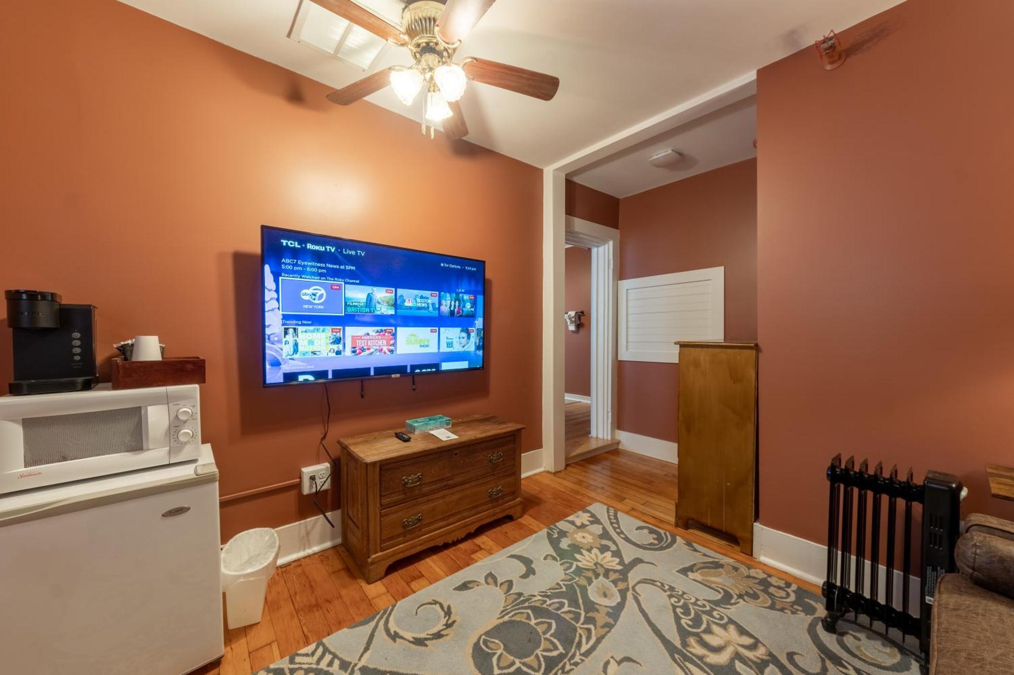 Cranmore Mountain Lodge Bed & Breakfast North Conway Ruang foto